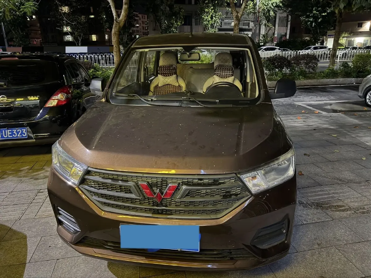 2019 WuLing HongGuang 1.5L 99HP L4 6MT,autocango,china used car exporter,china ev exporter,chinese used car exporter,chinese used ev exporter