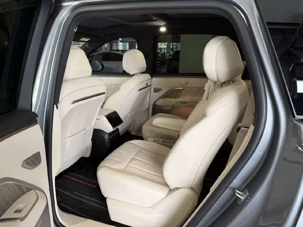 2025 ONVO L90 BEV,autocango,china used car exporter,china ev exporter,chinese used car exporter,chinese used ev exporter