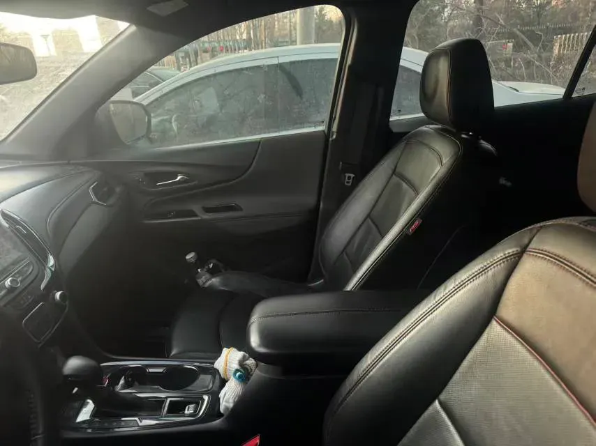 2021 Chevrolet Equinox 2.0T 237HP L4 9AT,autocango,china used car exporter,china ev exporter,chinese used car exporter,chinese used ev exporter