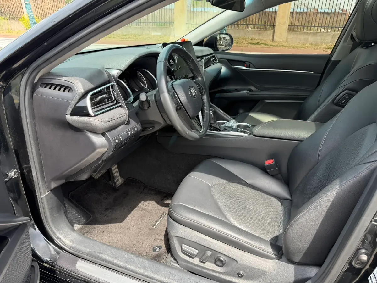 2023 Toyota Camry 2.0L 177HP L4 CVT,autocango,china used car exporter,china ev exporter,chinese used car exporter,chinese used ev exporter