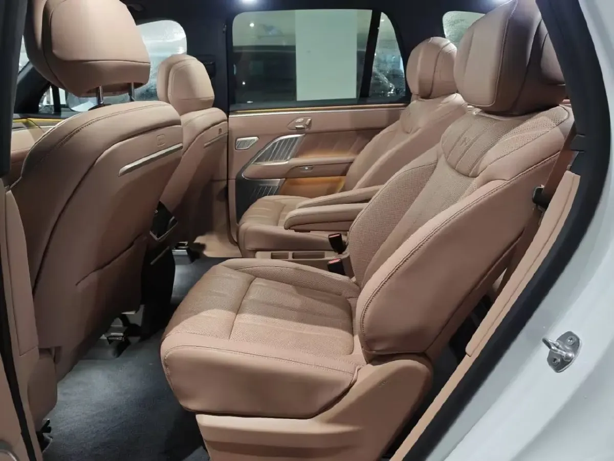 2025 ONVO L90 BEV,autocango,china used car exporter,china ev exporter,chinese used car exporter,chinese used ev exporter