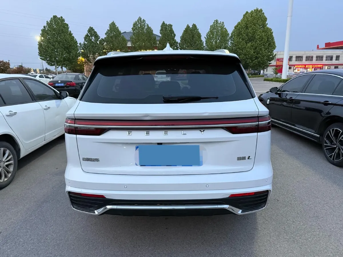 2021 Geely Monjaro 2.0T 218HP L4 7DCT,autocango,china used car exporter,china ev exporter,chinese used car exporter,chinese used ev exporter