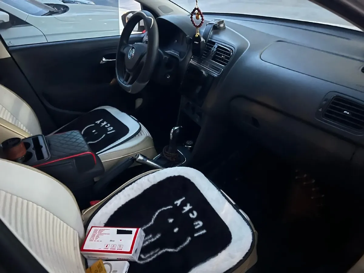 2016 Volkswagen Polo 1.4L 90HP L4 6AT,autocango,china used car exporter,china ev exporter,chinese used car exporter,chinese used ev exporter