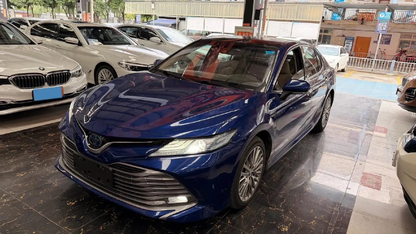 2018 Toyota Camry 2.5L 178HP L4 E-CVT Hybrid,autocango,china used car exporter,china ev exporter,chinese used car exporter,chinese used ev exporter