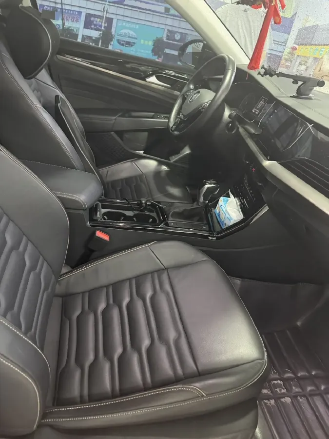 2020 Volkswagen Passat 2.0T 186HP L4 7DCT,autocango,china used car exporter,china ev exporter,chinese used car exporter,chinese used ev exporter