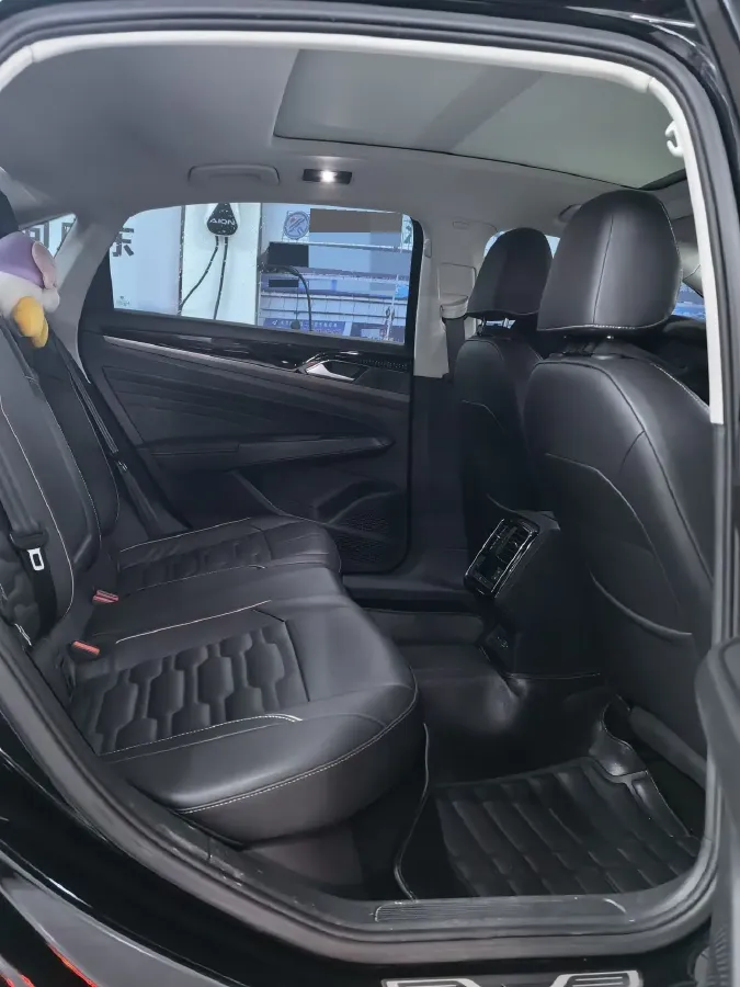 2020 Volkswagen Passat 2.0T 186HP L4 7DCT,autocango,china used car exporter,china ev exporter,chinese used car exporter,chinese used ev exporter