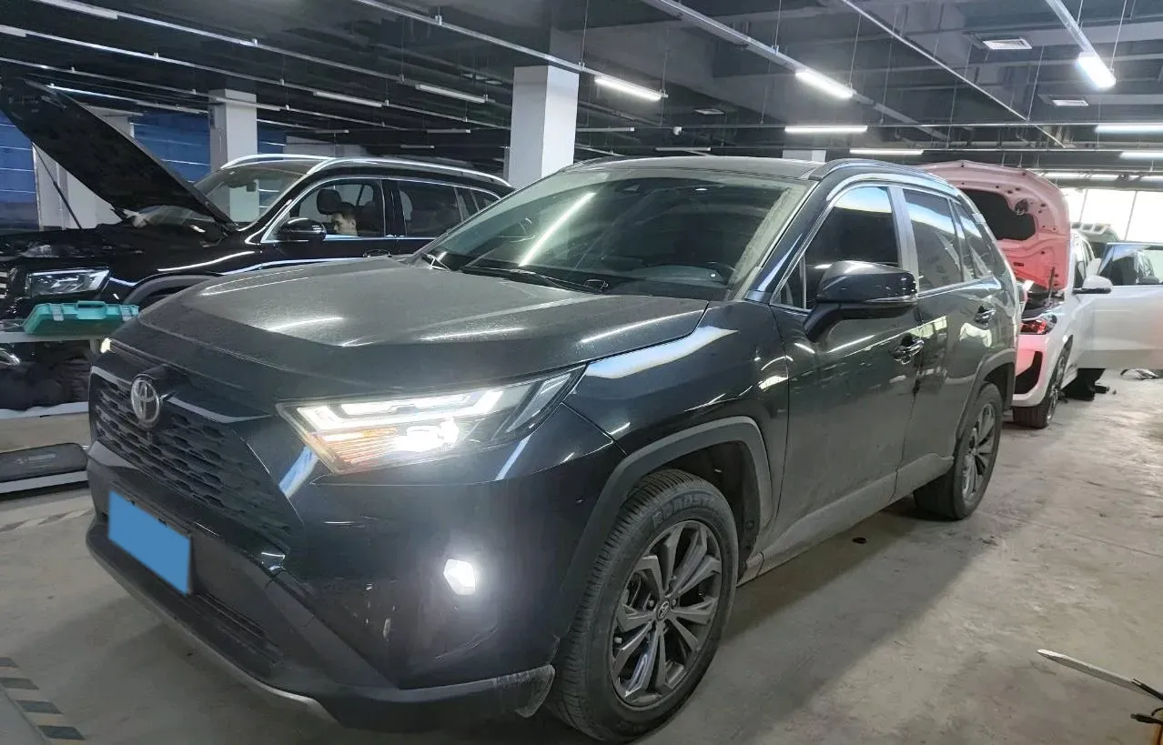 2023 Toyota RAV4 2.0L 171HP L4 CVT,autocango,china used car exporter,china ev exporter,chinese used car exporter,chinese used ev exporter