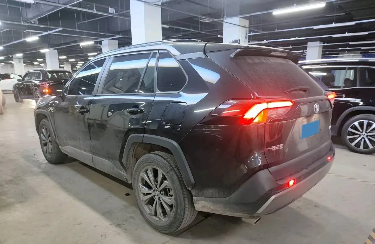 2023 Toyota RAV4 2.0L 171HP L4 CVT,autocango,china used car exporter,china ev exporter,chinese used car exporter,chinese used ev exporter