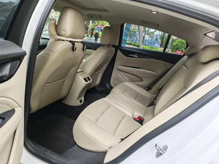 2020 Buick Regal 1.5T 169HP L4 9AT,autocango,china used car exporter,china ev exporter,chinese used car exporter,chinese used ev exporter