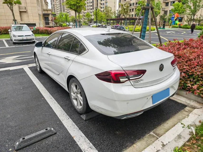 2020 Buick Regal 1.5T 169HP L4 9AT,autocango,china used car exporter,china ev exporter,chinese used car exporter,chinese used ev exporter