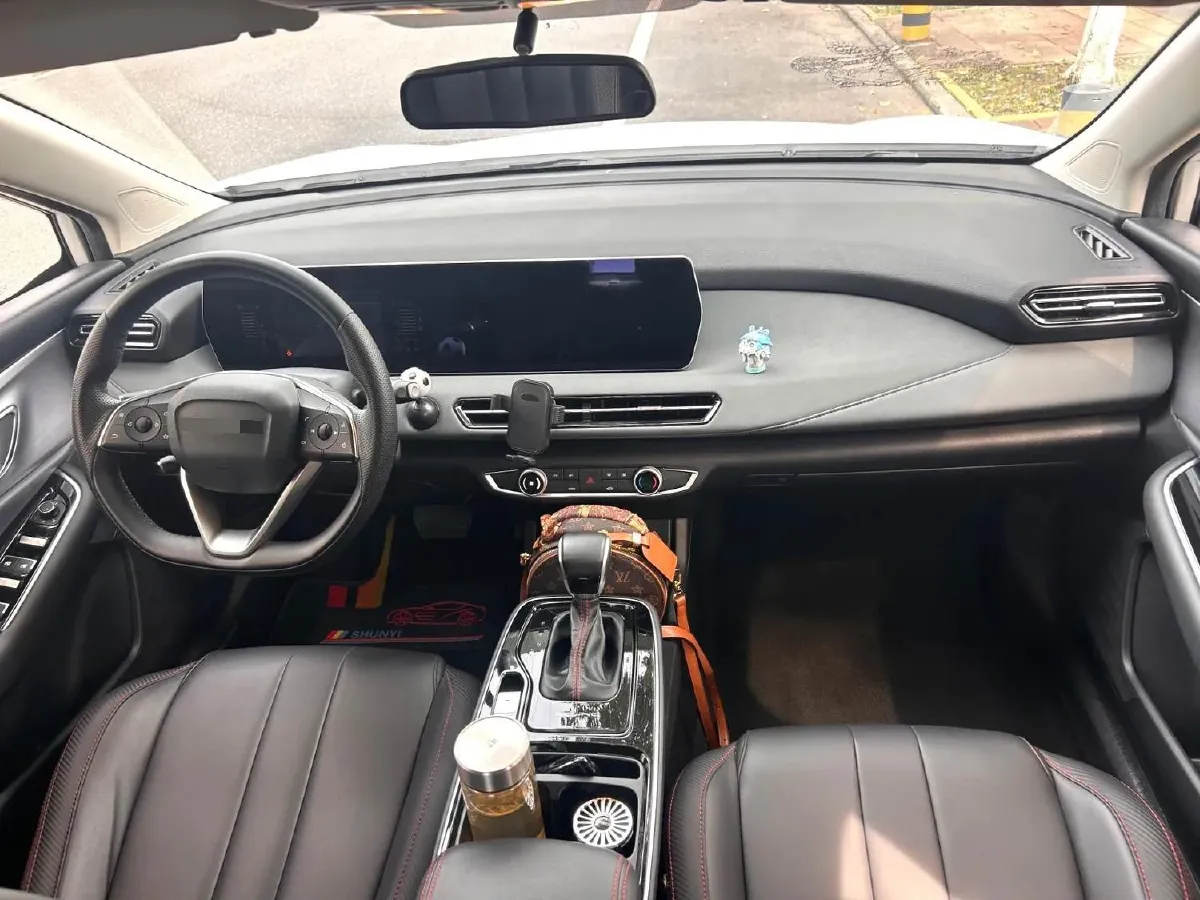 2021 BeiJing Auto U5 Plus 1.5L 113HP L4 CVT,autocango,china used car exporter,china ev exporter,chinese used car exporter,chinese used ev exporter