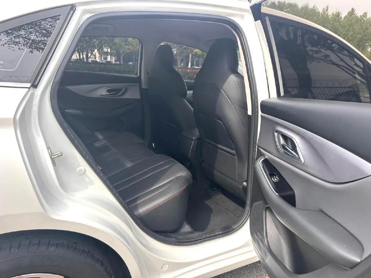 2021 BeiJing Auto U5 Plus 1.5L 113HP L4 CVT,autocango,china used car exporter,china ev exporter,chinese used car exporter,chinese used ev exporter