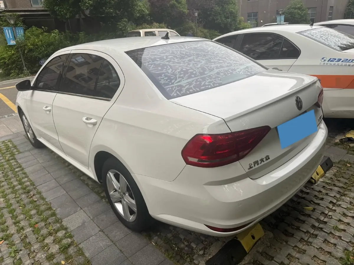 2017 Volkswagen Lavida 1.6L 110HP L4 6AT,autocango,china used car exporter,china ev exporter,chinese used car exporter,chinese used ev exporter