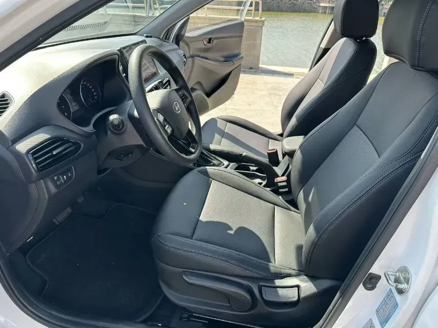 2020 Hyundai Celesta 1.6L 123HP L4 6AT,autocango,china used car exporter,china ev exporter,chinese used car exporter,chinese used ev exporter