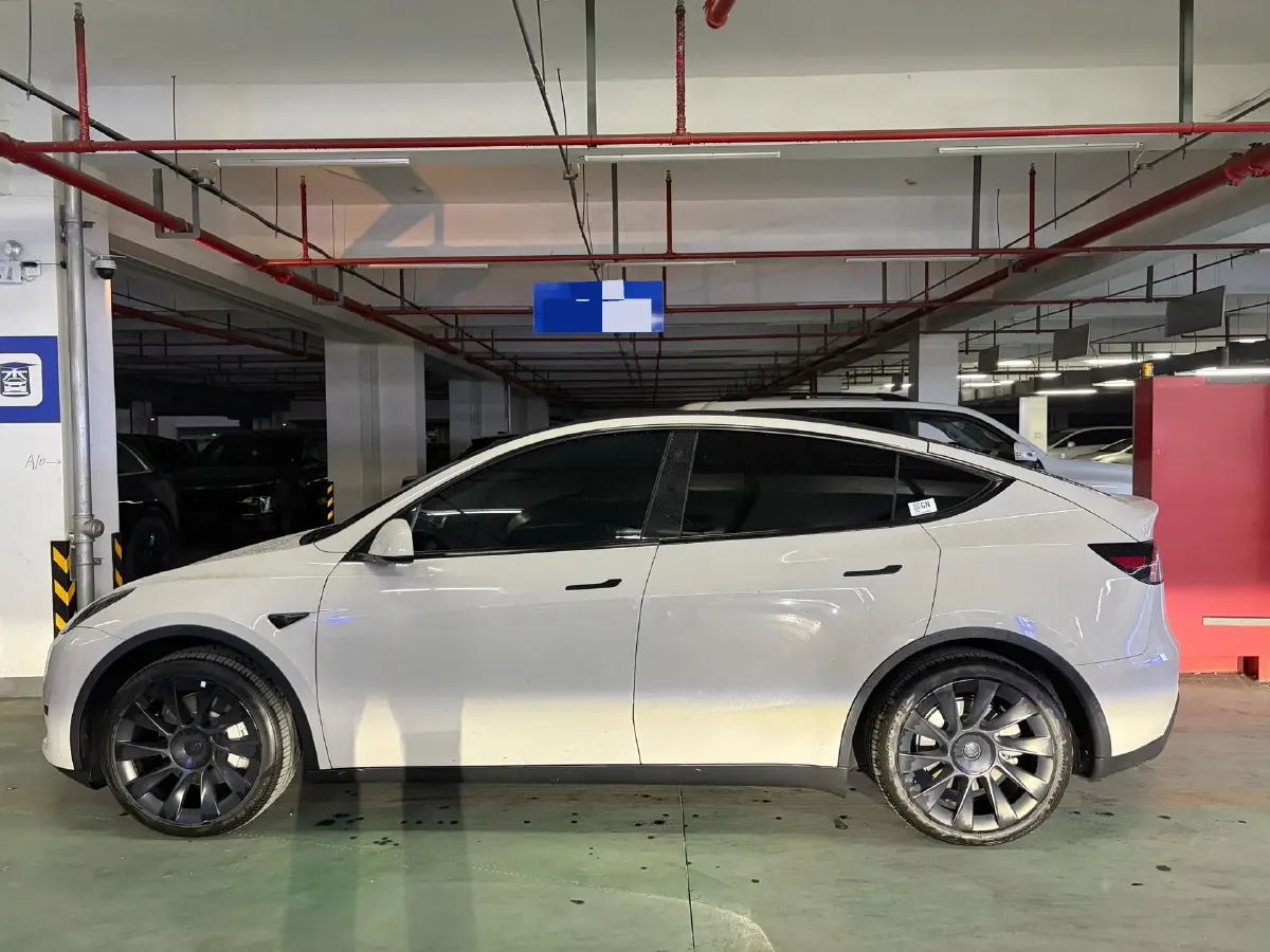 2022 Tesla Model Y BEV 60KWH,autocango,china used car exporter,china ev exporter,chinese used car exporter,chinese used ev exporter