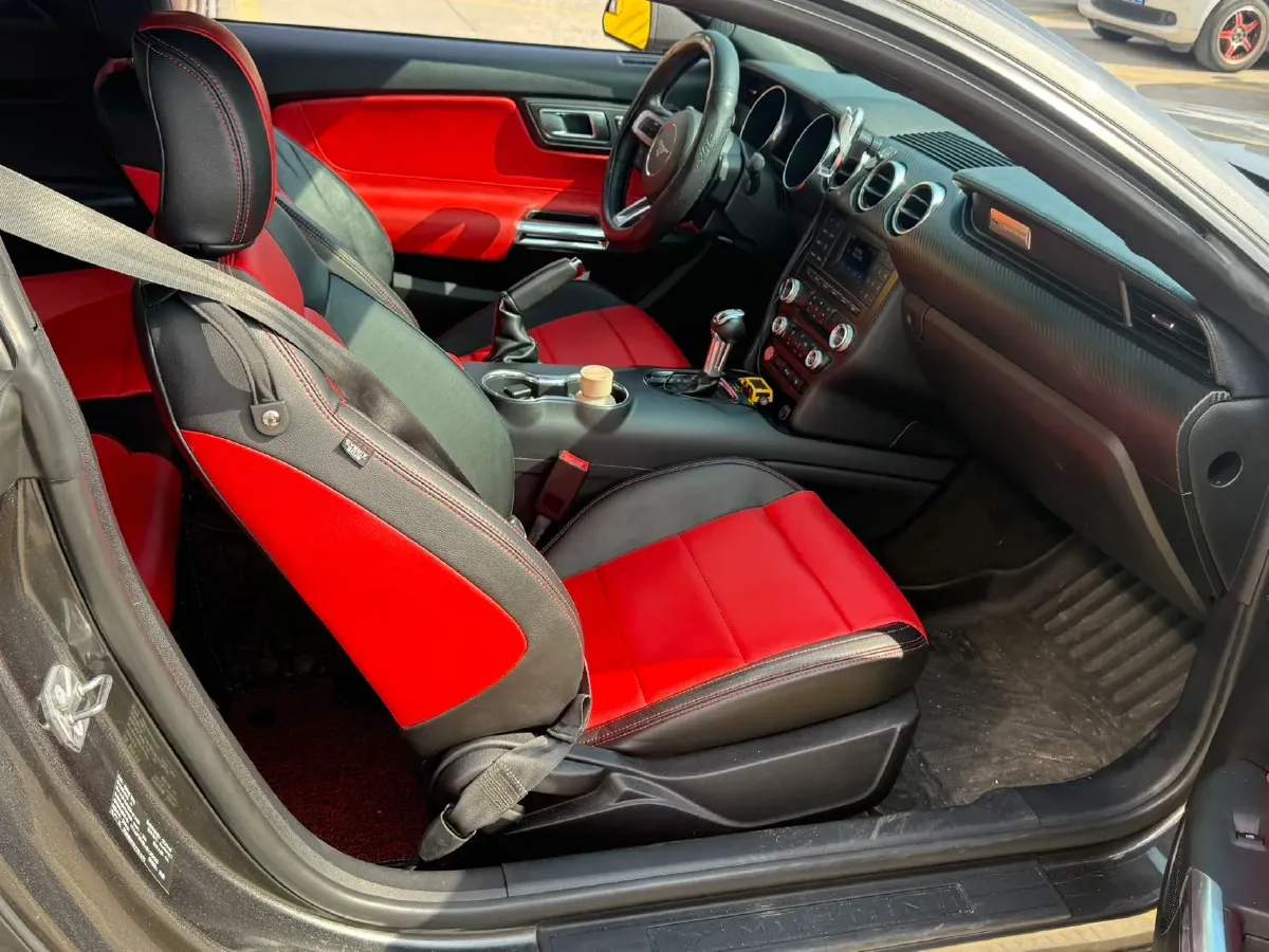 2018 Mitsubishi Pajero 3.0L 174HP V6 5AT,autocango,china used car exporter,china ev exporter,chinese used car exporter,chinese used ev exporter