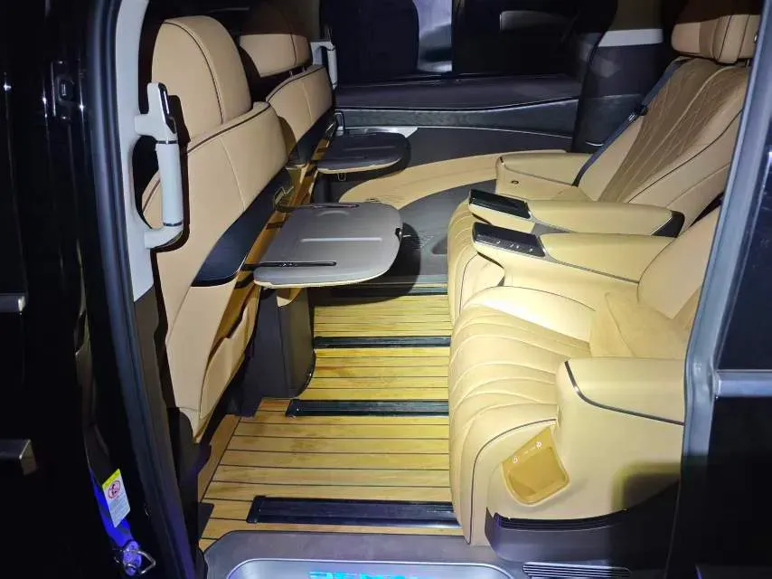 2024 Denza D9 1.5T 139HP L4 E-CVT PHEV 40KWH,autocango,china used car exporter,china ev exporter,chinese used car exporter,chinese used ev exporter