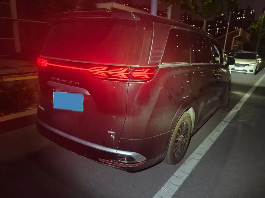 2024 Denza D9 1.5T 139HP L4 E-CVT PHEV 40KWH,autocango,china used car exporter,china ev exporter,chinese used car exporter,chinese used ev exporter