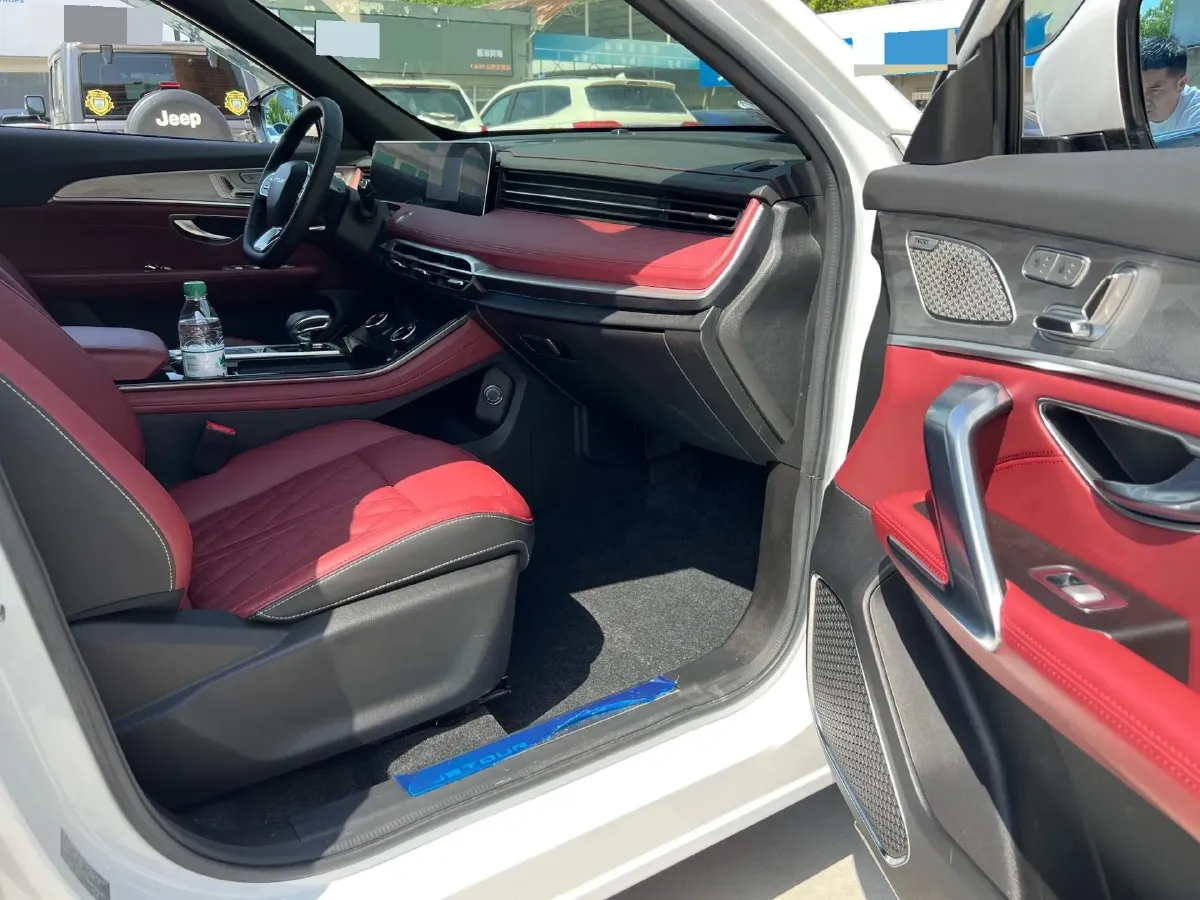 2021 Jetour X70 Plus 1.6T 197HP L4 7DCT,autocango,china used car exporter,china ev exporter,chinese used car exporter,chinese used ev exporter