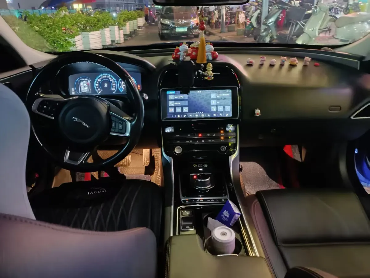 2018 Jaguar XEL 2.0T 200HP L4 8AT,autocango,china used car exporter,china ev exporter,chinese used car exporter,chinese used ev exporter