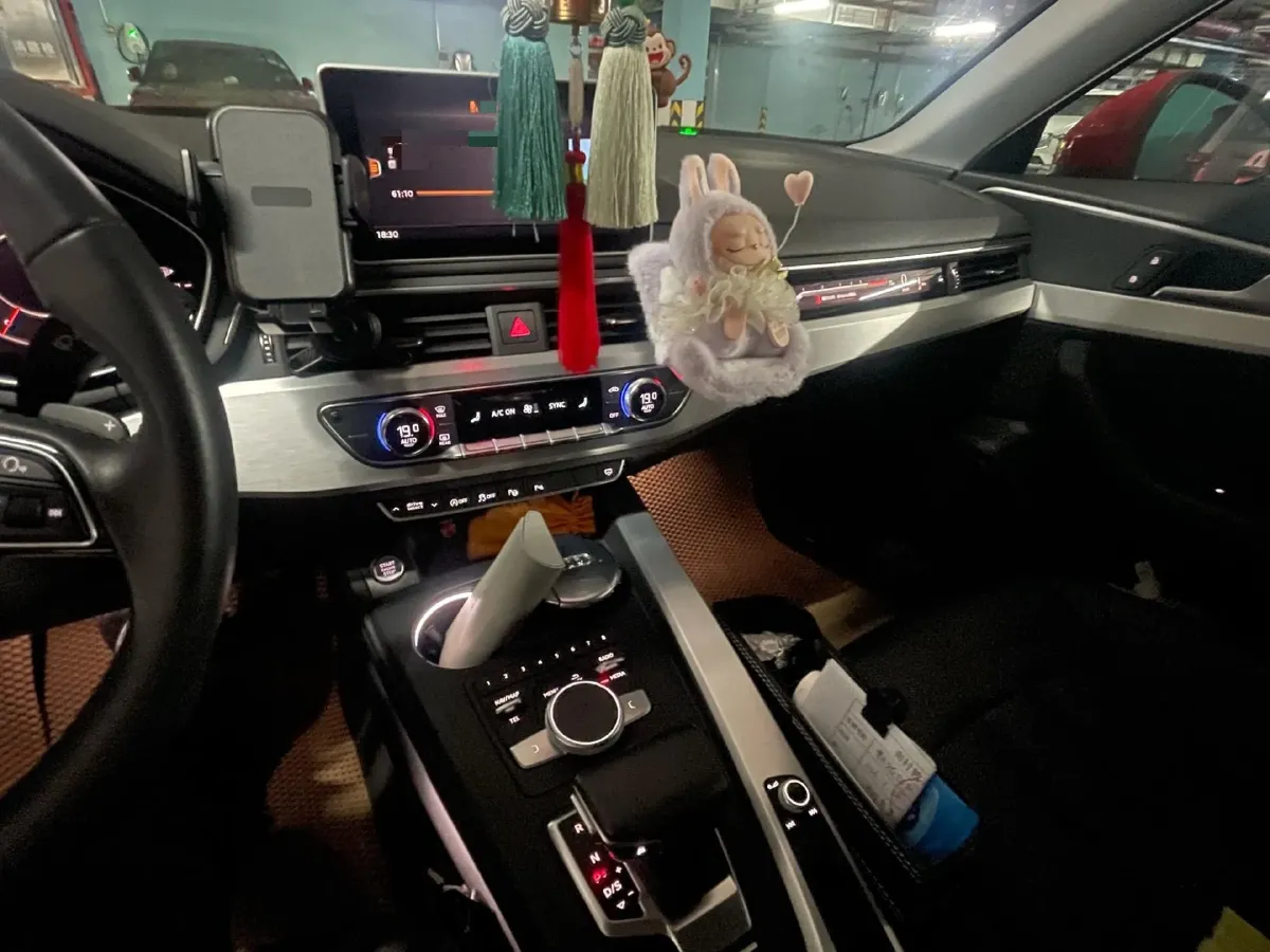 2019 Lexus UX 2.0L 146HP L4 E-CVT Hybrid,autocango,china used car exporter,china ev exporter,chinese used car exporter,chinese used ev exporter