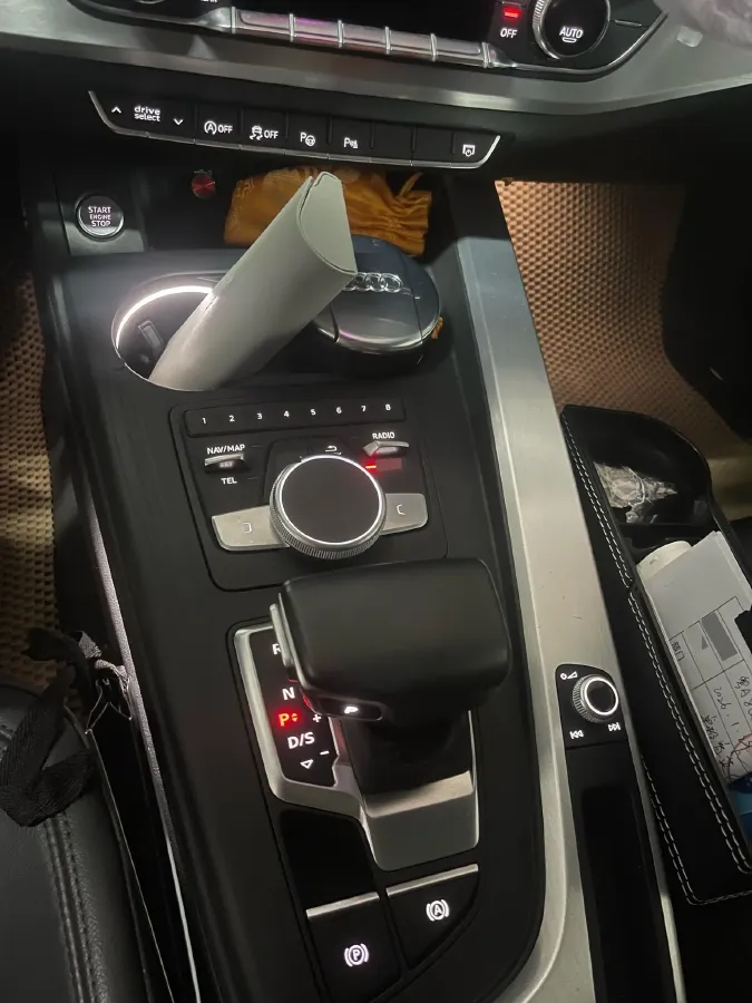 2019 Lexus UX 2.0L 146HP L4 E-CVT Hybrid,autocango,china used car exporter,china ev exporter,chinese used car exporter,chinese used ev exporter