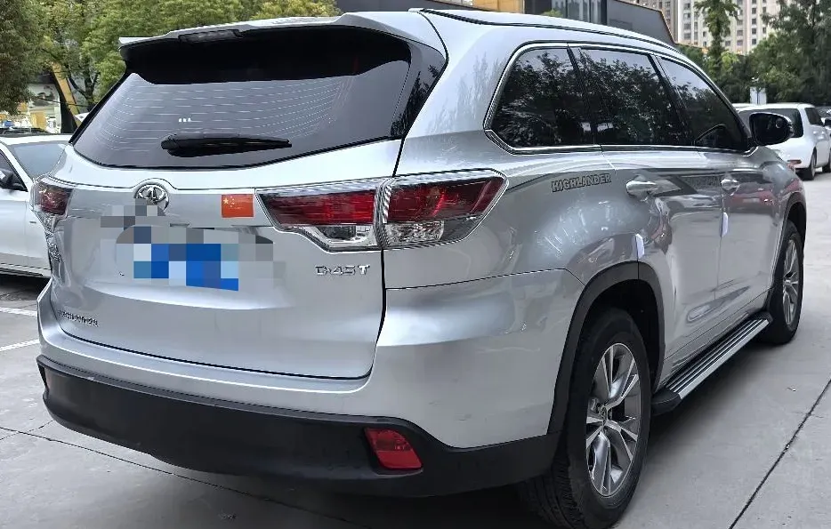 2018 Toyota Highlander 2.0T 220HP L4 6AT,autocango,china used car exporter,china ev exporter,chinese used car exporter,chinese used ev exporter