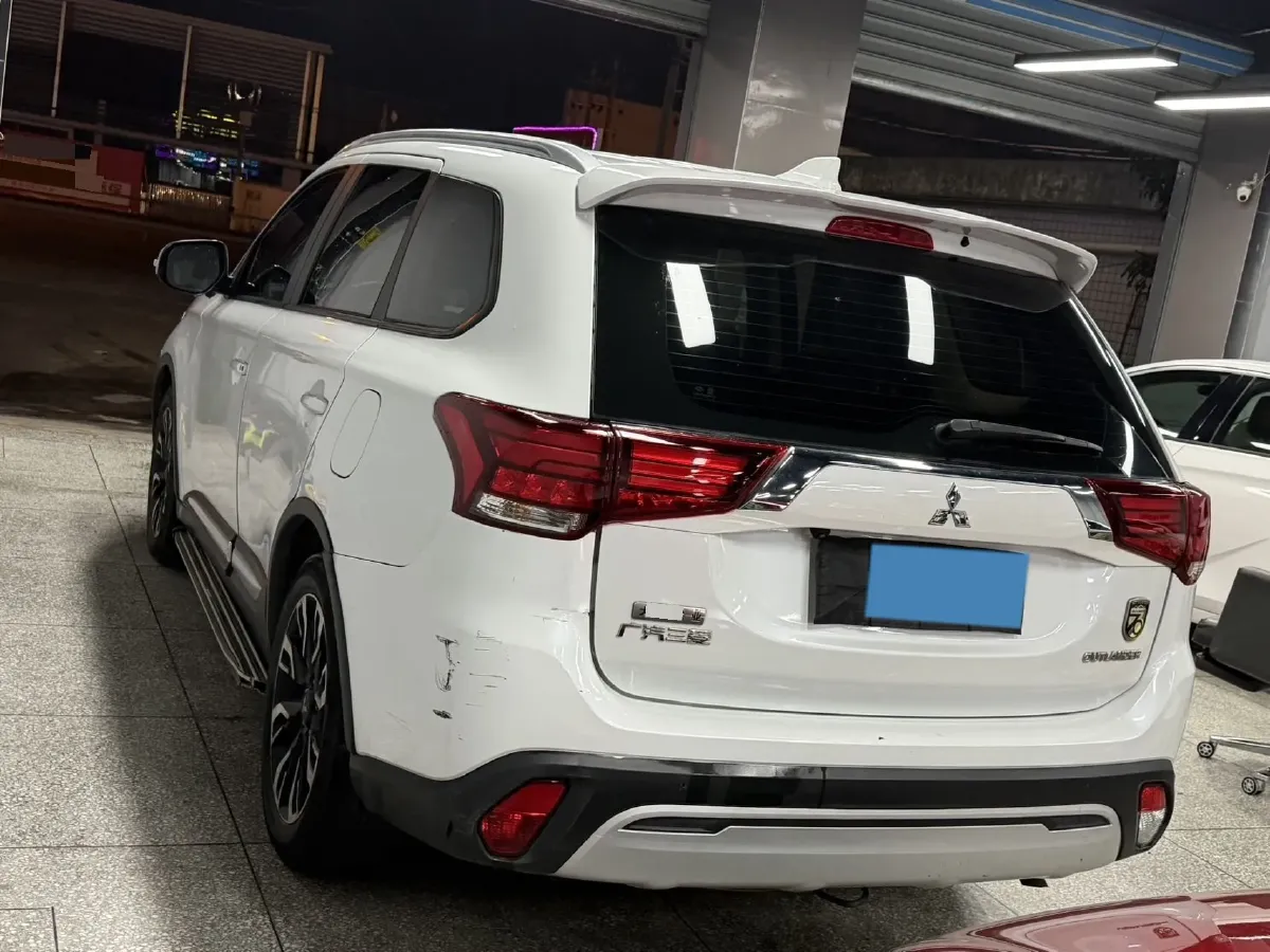 2019 Mitsubishi Outlander 2.0L 166HP L4 CVT,autocango,china used car exporter,china ev exporter,chinese used car exporter,chinese used ev exporter