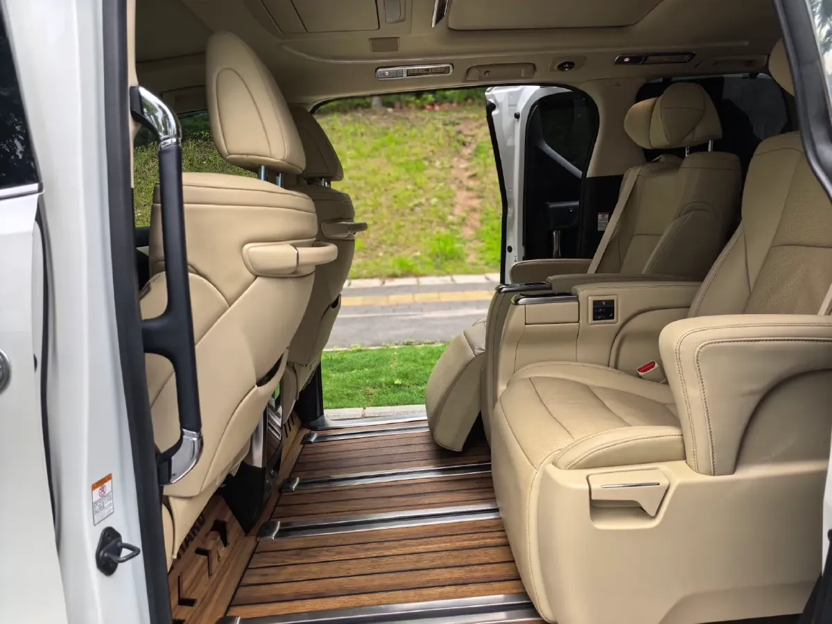 2019 Toyota Alphard 2.5L 117HP L4 E-CVT Hybrid,autocango,china used car exporter,china ev exporter,chinese used car exporter,chinese used ev exporter