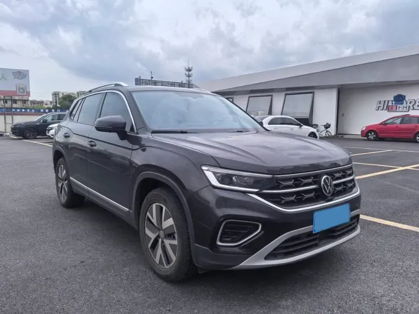2025 Volkswagen Tayron 2.0T 186HP L4 7DCT,autocango,china used car exporter,china ev exporter,chinese used car exporter,chinese used ev exporter