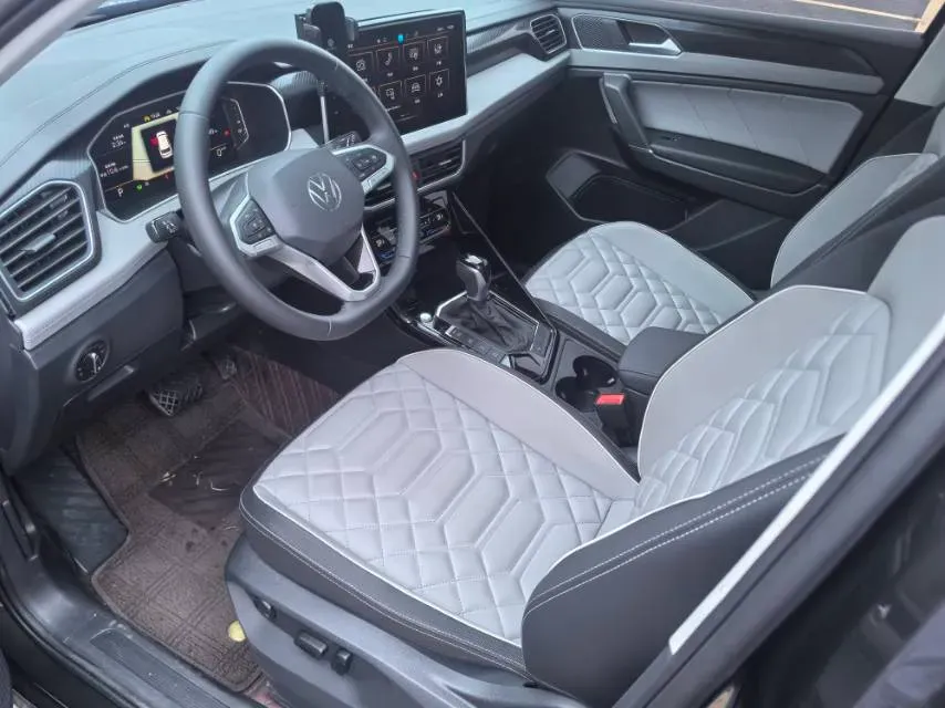 2025 Volkswagen Tayron 2.0T 186HP L4 7DCT,autocango,china used car exporter,china ev exporter,chinese used car exporter,chinese used ev exporter