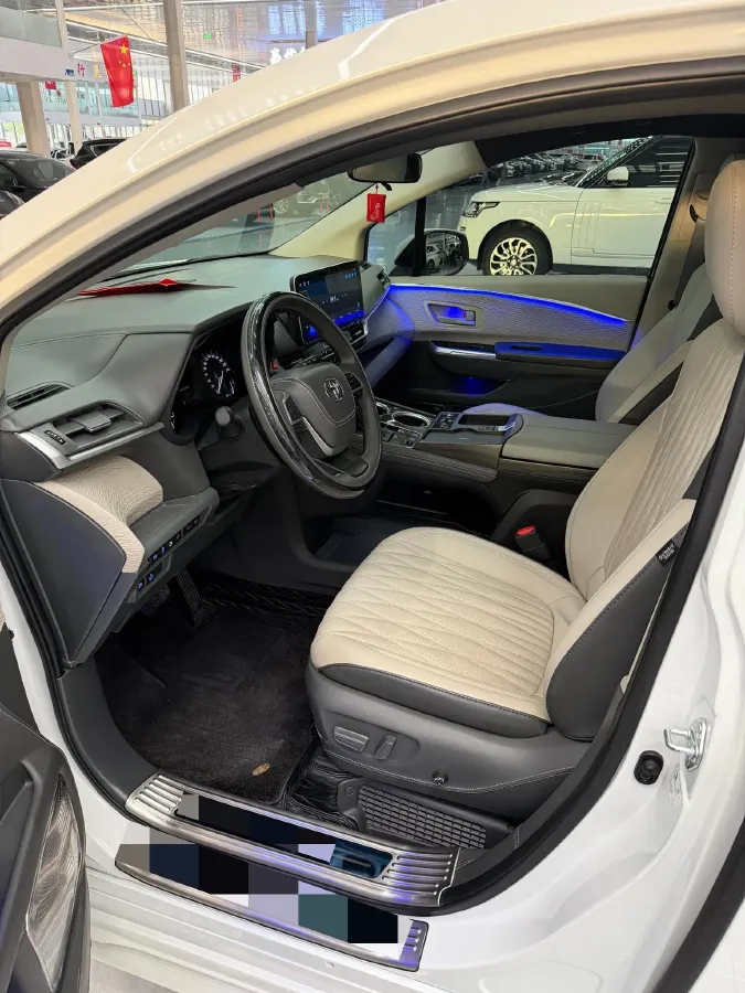 2021 Toyota Sienna 2.5L 192HP L4 E-CVT Hybrid,autocango,china used car exporter,china ev exporter,chinese used car exporter,chinese used ev exporter