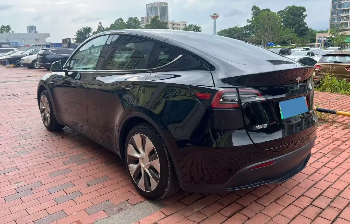 2022 Tesla Model Y BEV 60KWH,autocango,china used car exporter,china ev exporter,chinese used car exporter,chinese used ev exporter