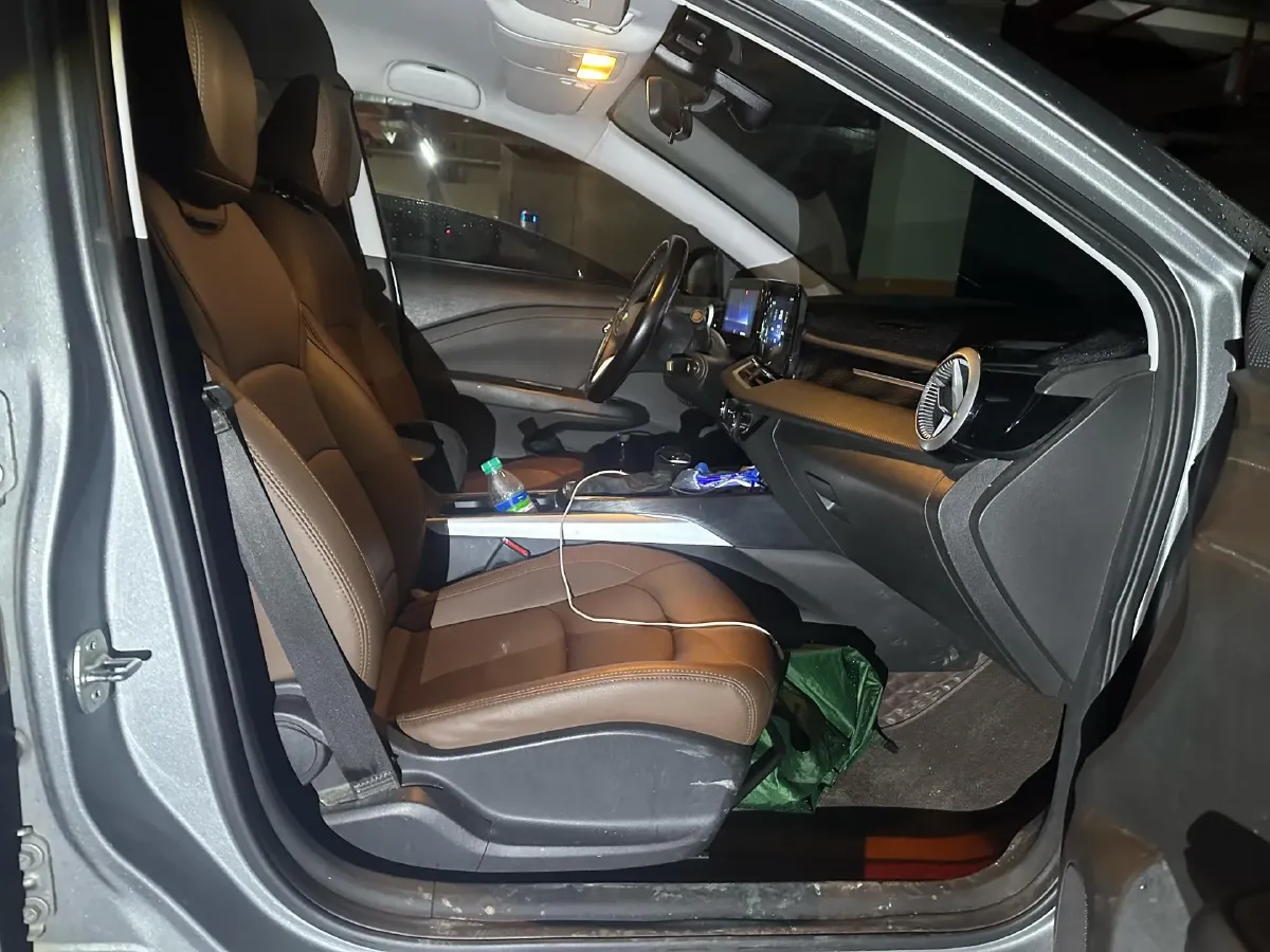 2023 Chevrolet Monza 1.5L 113HP L4 6DCT,autocango,china used car exporter,china ev exporter,chinese used car exporter,chinese used ev exporter