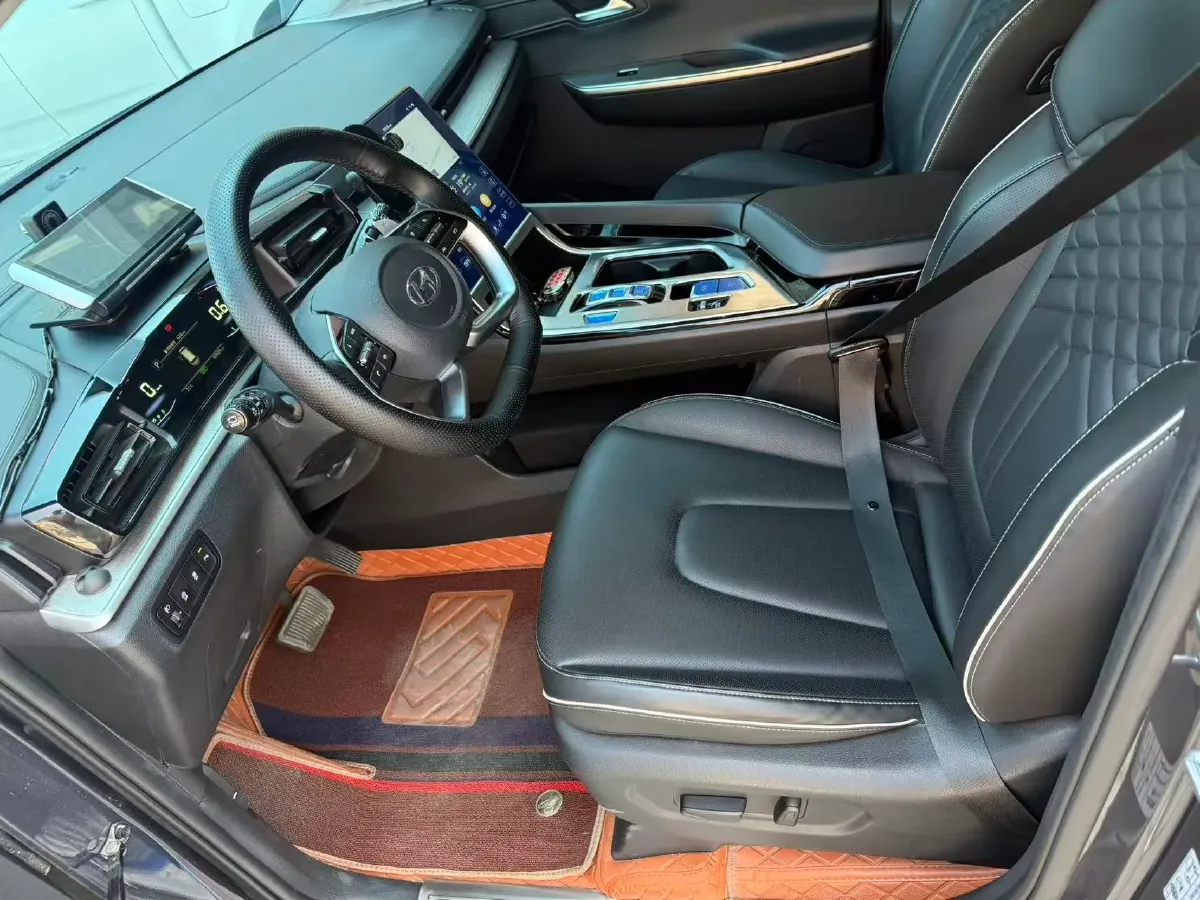 2021 Hyundai Custo 2.0T 236HP L4 8AT,autocango,china used car exporter,china ev exporter,chinese used car exporter,chinese used ev exporter