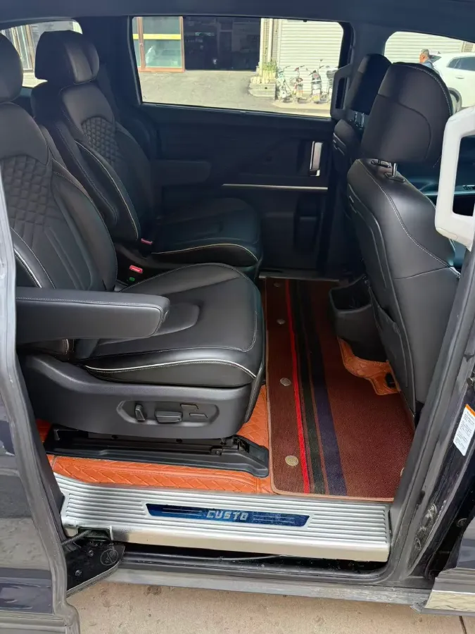 2021 Hyundai Custo 2.0T 236HP L4 8AT,autocango,china used car exporter,china ev exporter,chinese used car exporter,chinese used ev exporter