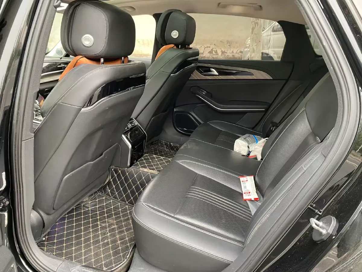 2020 HongQi H9 2.0T 252HP L4 7DCT,autocango,china used car exporter,china ev exporter,chinese used car exporter,chinese used ev exporter