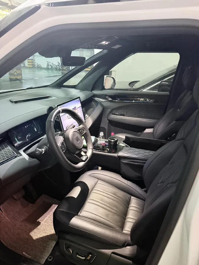 2022 Zeekr 009 BEV 116KWH,autocango,china used car exporter,china ev exporter,chinese used car exporter,chinese used ev exporter