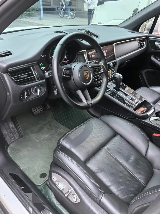 2022 Porsche Macan 2.0T 265HP L4 7DCT,autocango,china used car exporter,china ev exporter,chinese used car exporter,chinese used ev exporter