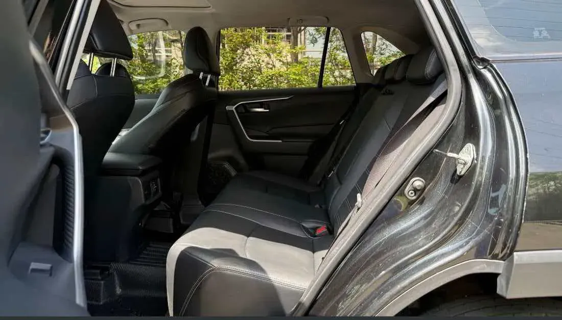 2020 Toyota Wildlander 2.0L 171HP L4 CVT,autocango,china used car exporter,china ev exporter,chinese used car exporter,chinese used ev exporter