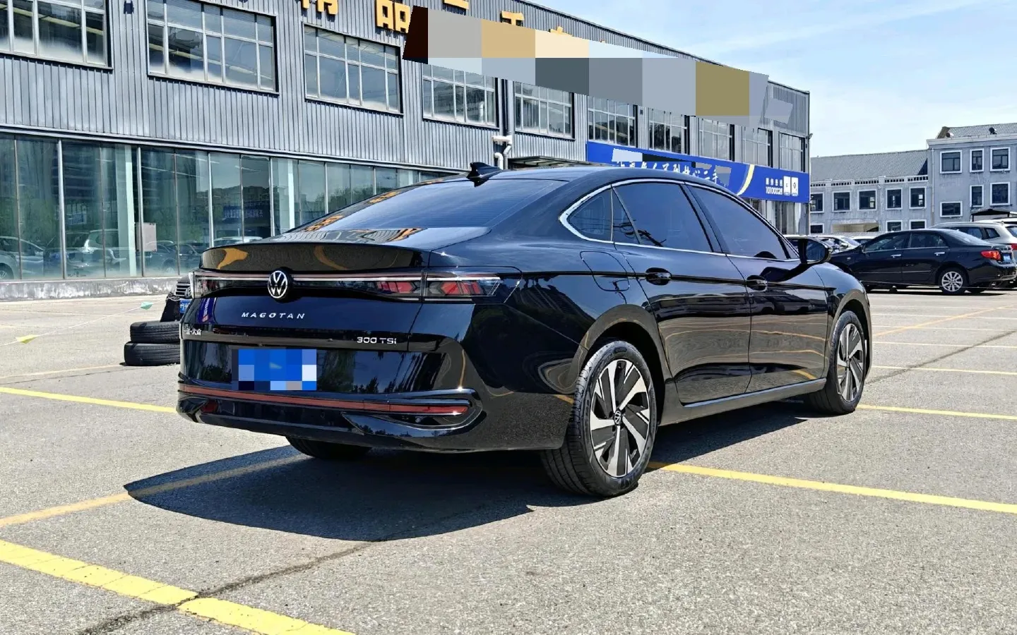 2024 Volkswagen Magotan 1.5T 160HP L4 7DCT,autocango,china used car exporter,china ev exporter,chinese used car exporter,chinese used ev exporter