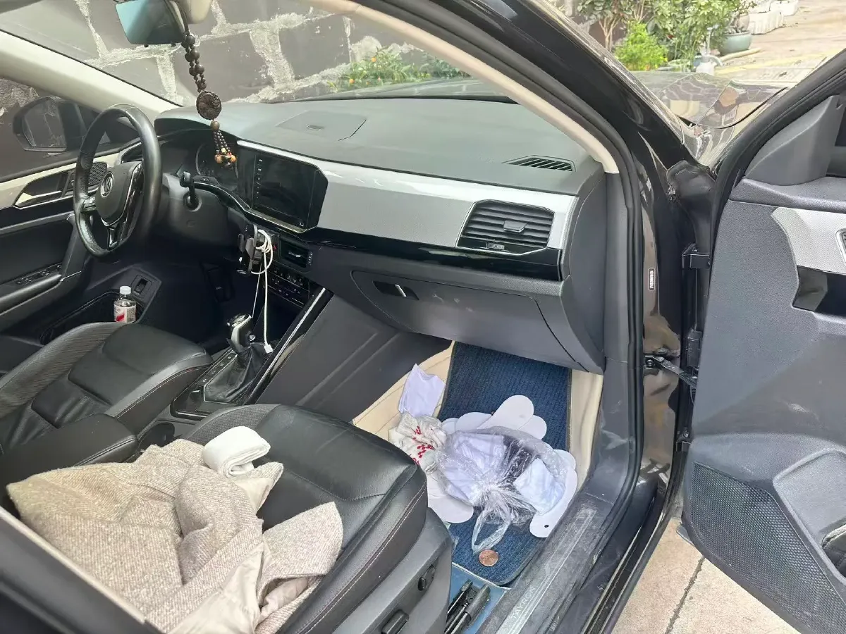 2021 Volkswagen Tayron 2.0T 186HP L4 7DCT,autocango,china used car exporter,china ev exporter,chinese used car exporter,chinese used ev exporter