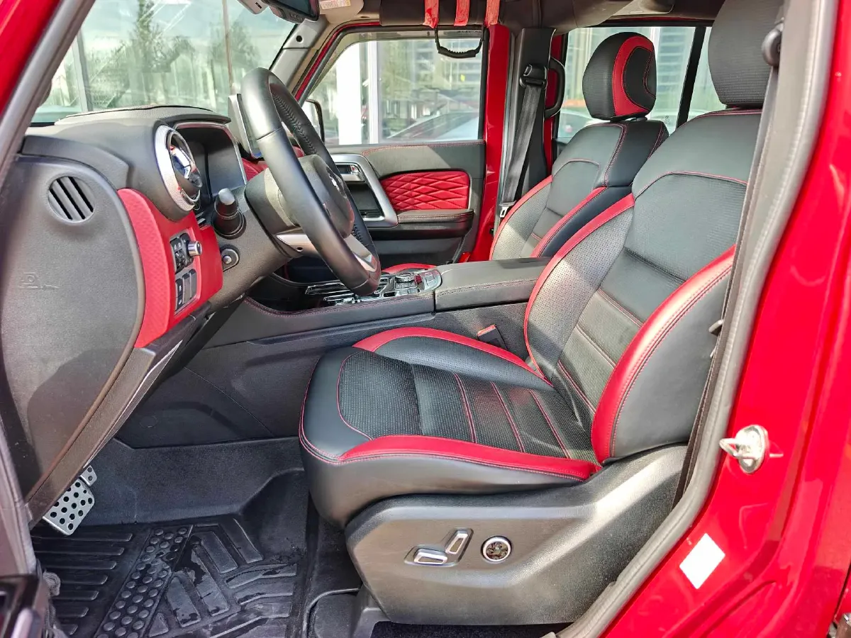 2018 Beijing BJ40 2.3T 250HP L4 6AT,autocango,china used car exporter,china ev exporter,chinese used car exporter,chinese used ev exporter