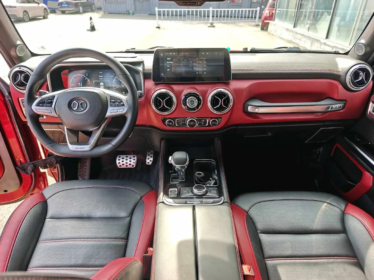 2018 Beijing BJ40 2.3T 250HP L4 6AT,autocango,china used car exporter,china ev exporter,chinese used car exporter,chinese used ev exporter