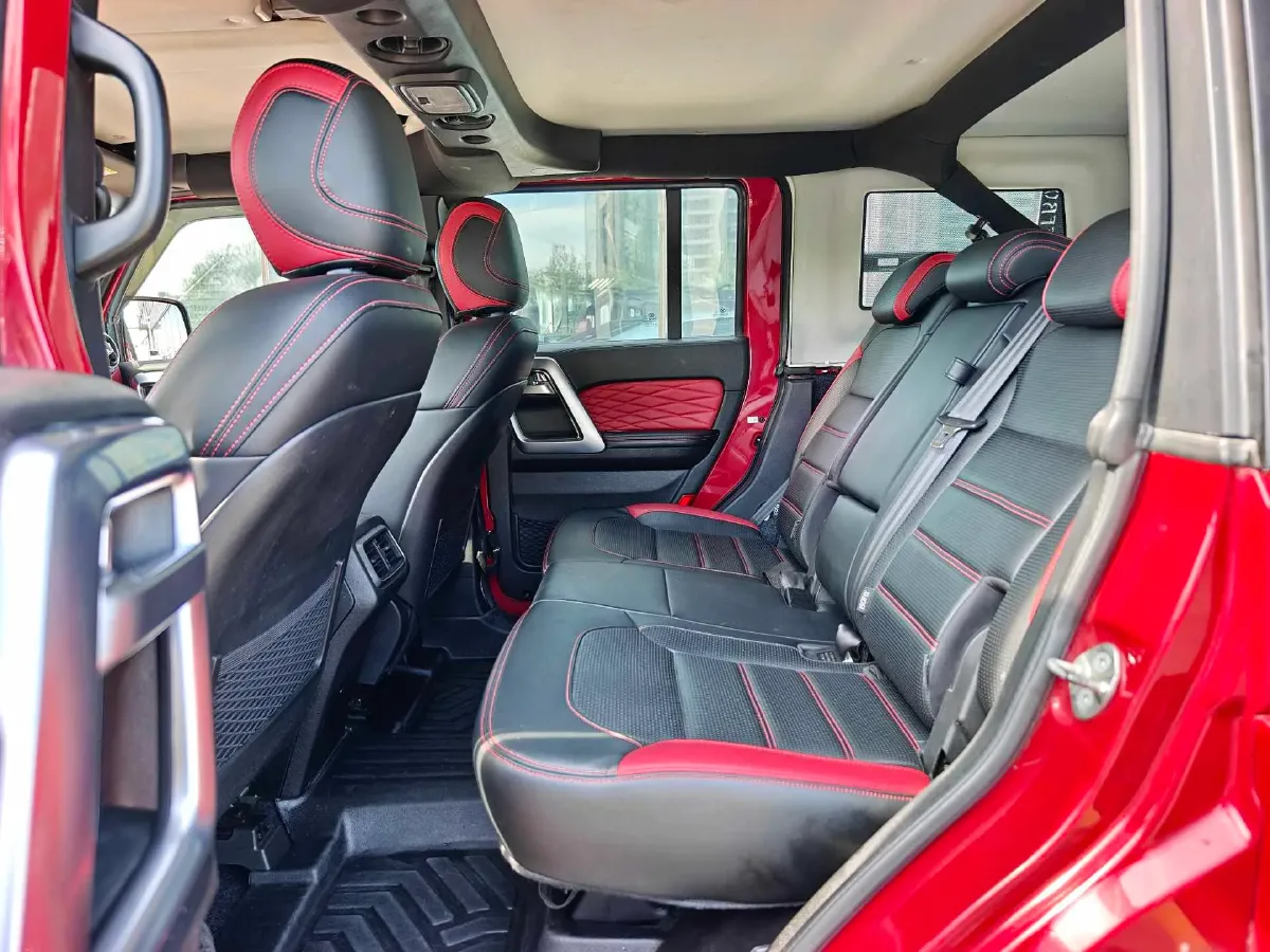 2018 Beijing BJ40 2.3T 250HP L4 6AT,autocango,china used car exporter,china ev exporter,chinese used car exporter,chinese used ev exporter