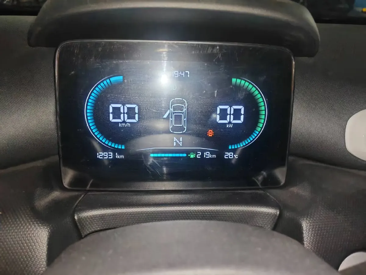 2025 Leapmotor T03 BEV 41.3KWH,autocango,china used car exporter,china ev exporter,chinese used car exporter,chinese used ev exporter