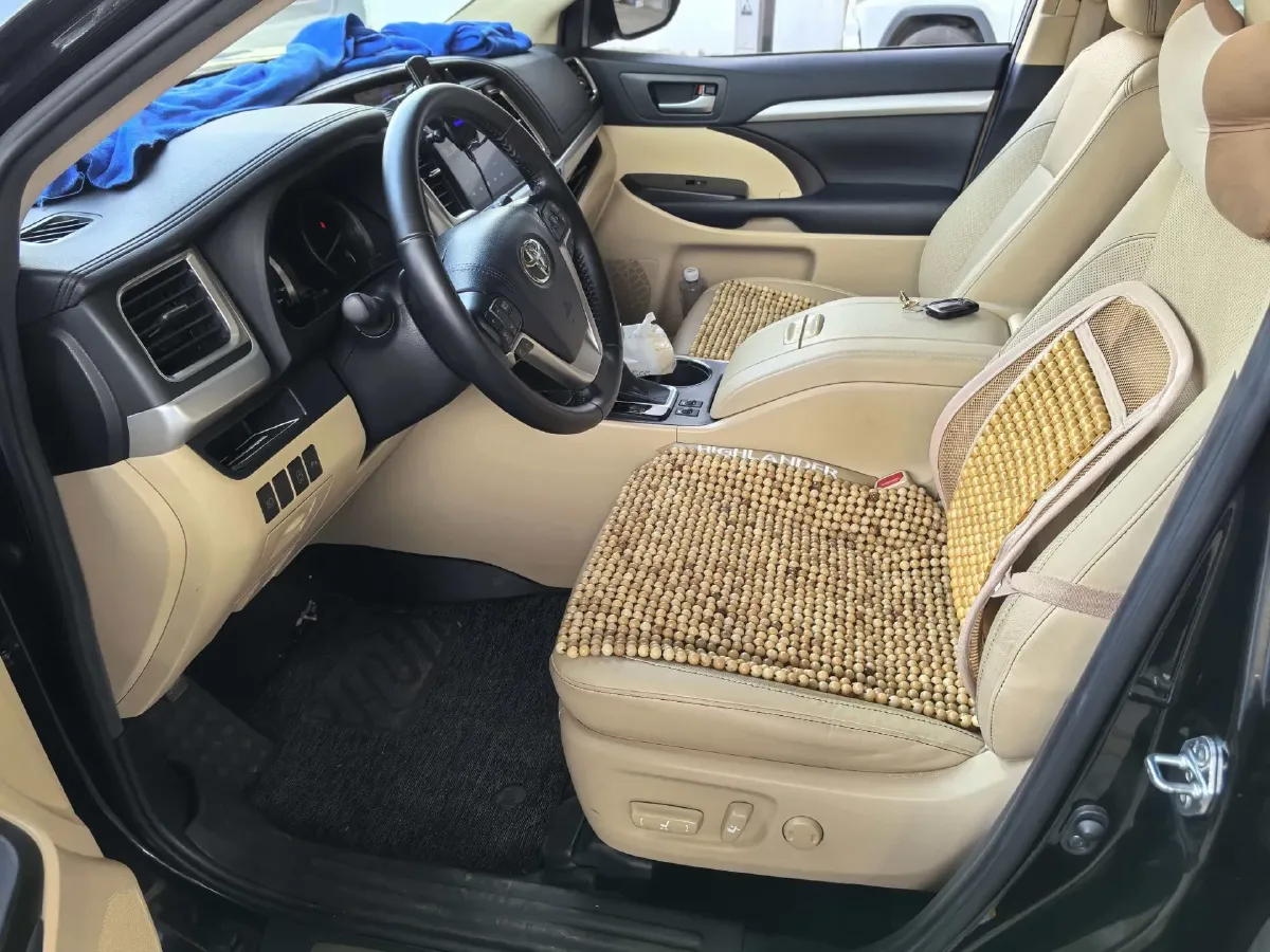 2021 Toyota Highlander 2.0T 220HP L4 6AT,autocango,china used car exporter,china ev exporter,chinese used car exporter,chinese used ev exporter