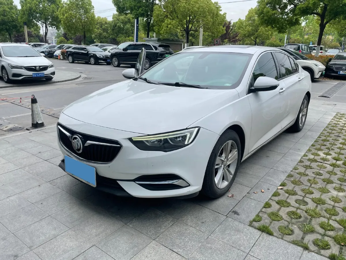 2019 Buick Regal 1.5T 170HP L4 9AT,autocango,china used car exporter,china ev exporter,chinese used car exporter,chinese used ev exporter