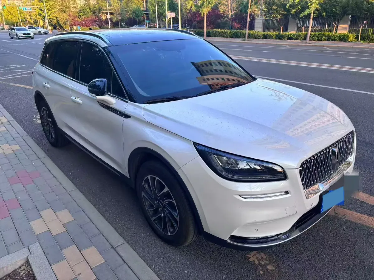 2021 Lincoln Corsair 2.0T 245HP L4 8AT,autocango,china used car exporter,china ev exporter,chinese used car exporter,chinese used ev exporter