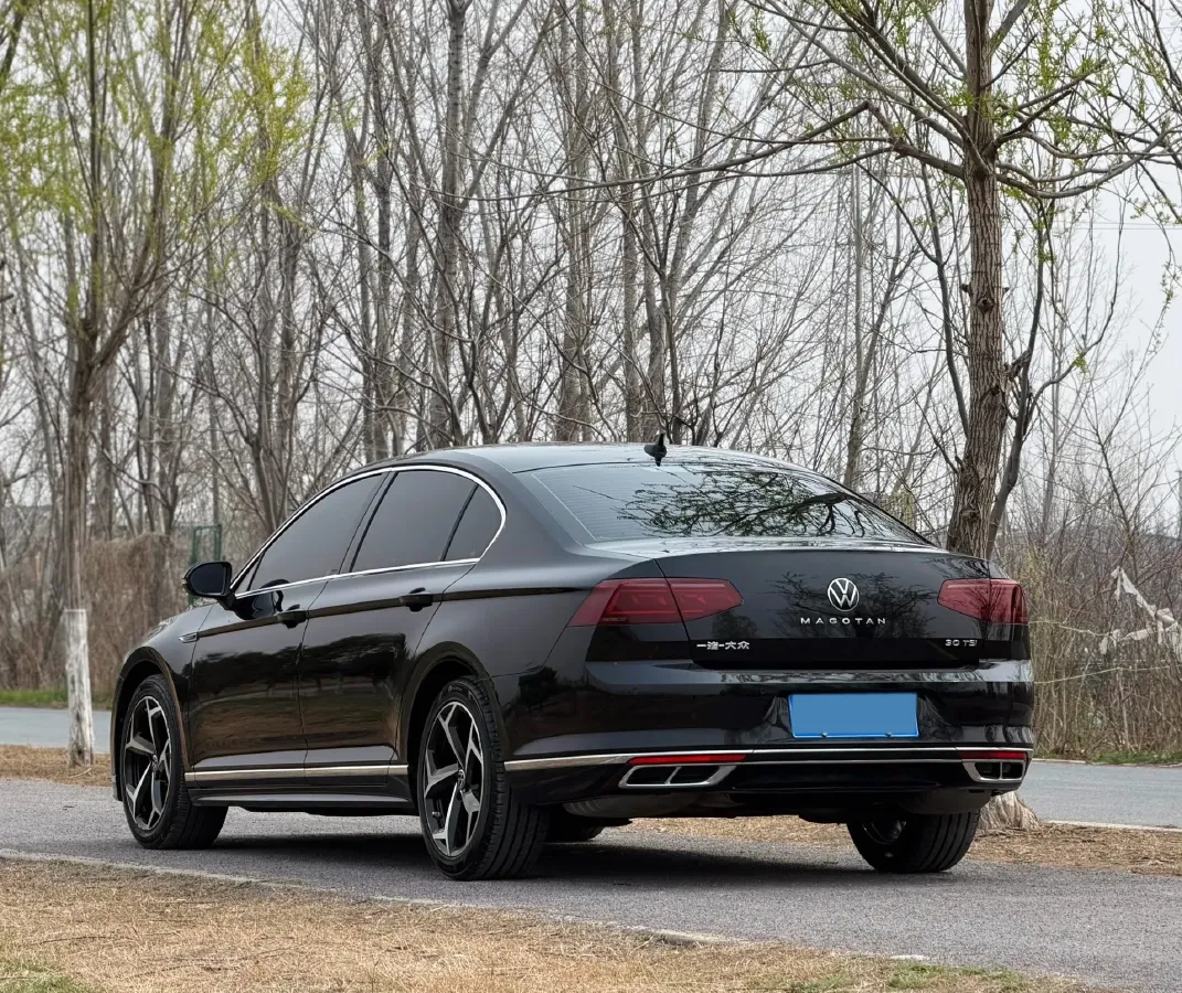 2023 Volkswagen Magotan 2.0T 186HP L4 7DCT,autocango,china used car exporter,china ev exporter,chinese used car exporter,chinese used ev exporter
